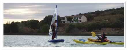 Windsurf y canoas en Ruidera